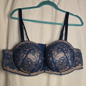 Elegant Lace Underwire Bra in Deep Blue